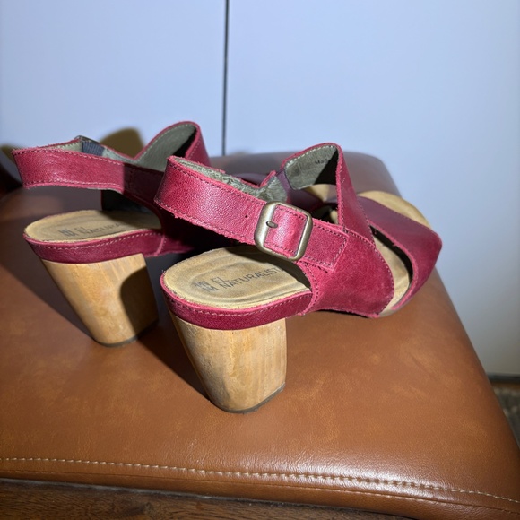 El Naturalista Sandals/Heels Size 8 - Picture 5 of 11